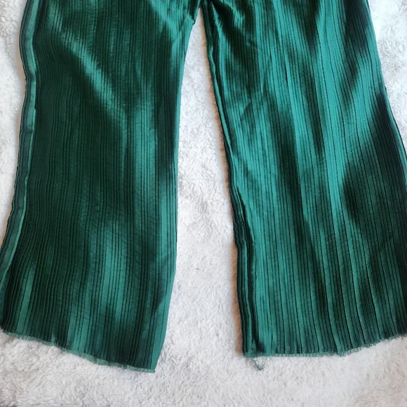 Zara Co-ord Set pleated top & pleated pants raw hems green Sz L NWT - Picture 14 of 16